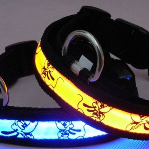 🆕Cute lighted ~LED Disney Pluto ~nylon dog collar - Picture 4 of 4
